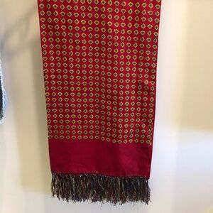 Gorgeous Vintage 100% Silk Scarf, imported